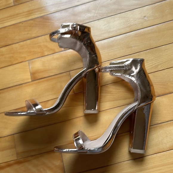 Rose gold metallic heels 4 inch heels with strap - Picture 3 of 8